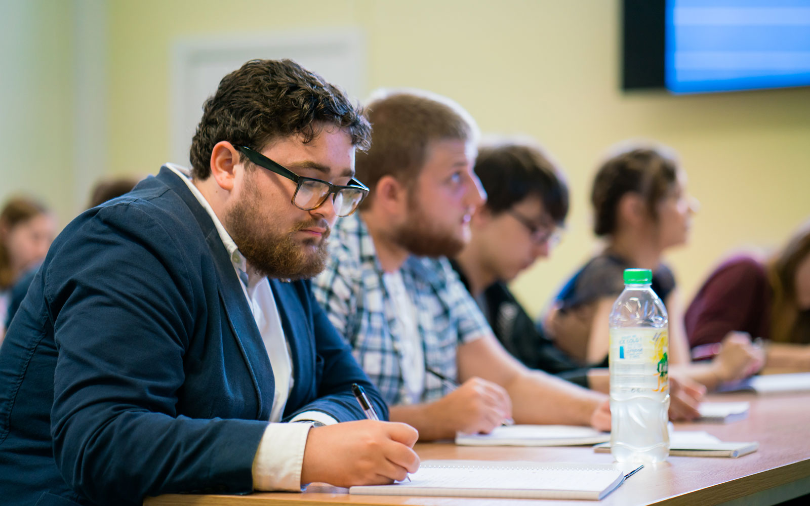 Student studying in seminar